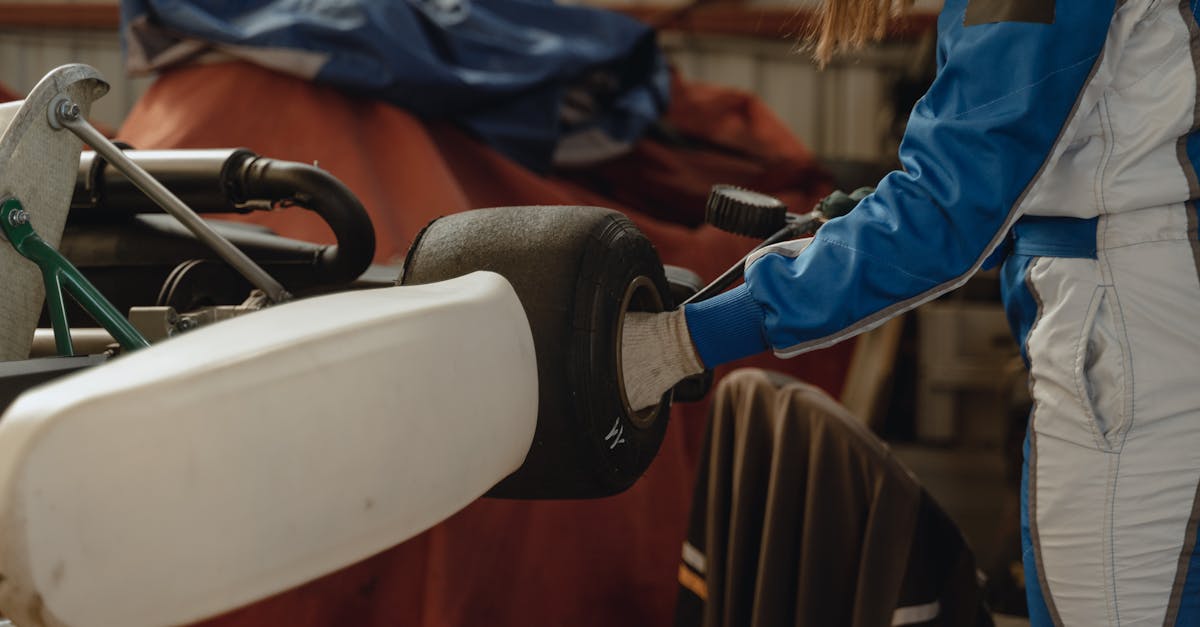 améliorez vos compétences en conduite avec notre formation de karting ! que vous soyez débutant ou pilote expérimenté, nos sessions d'entraînement personnalisées vous aideront à perfectionner vos techniques, à comprendre les stratégies de course et à vivre une expérience inoubliable sur la piste. rejoignez-nous dès aujourd'hui pour booster votre performance en karting !