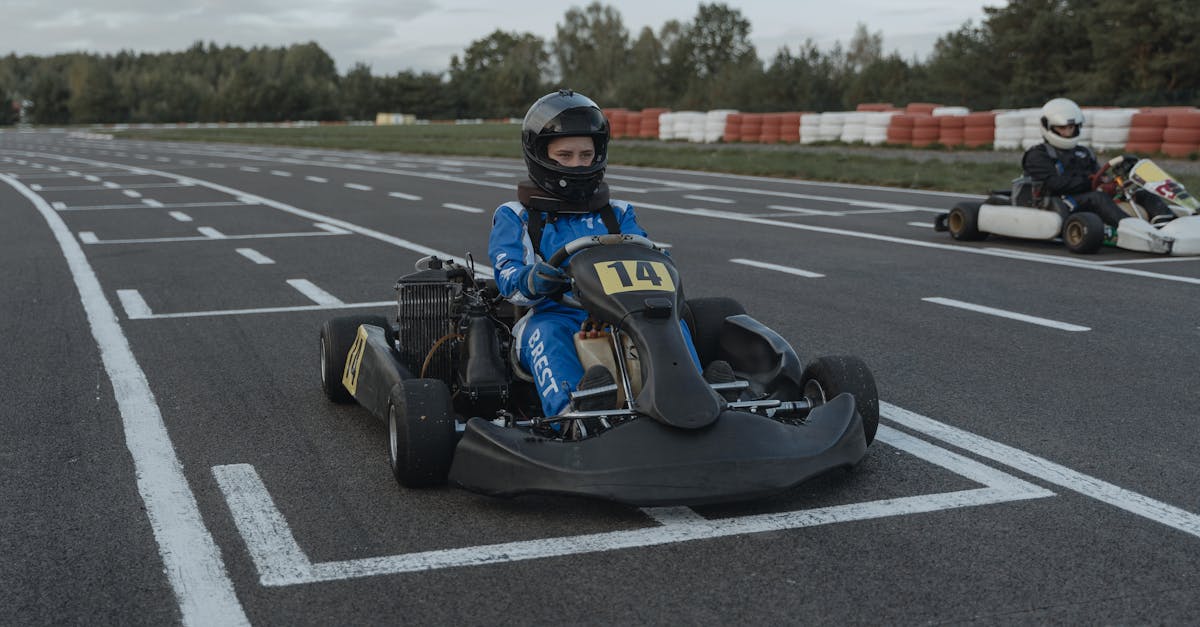 Karting pour enfants : guide complet pour les jeunes pilotes