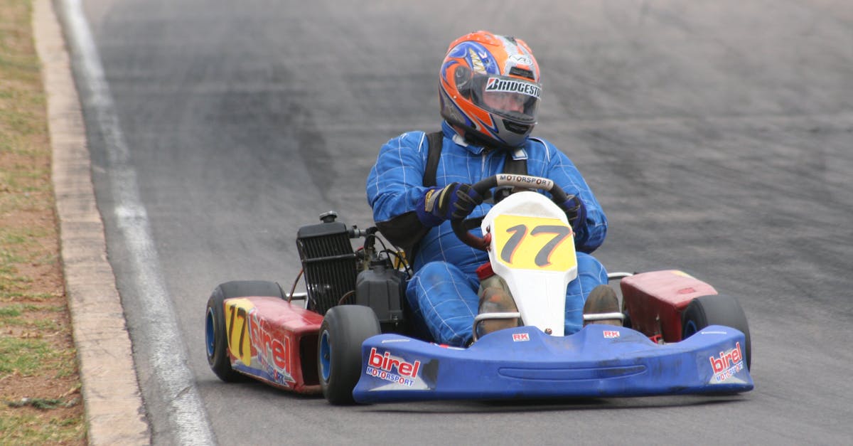 Les gants de karting : essentiels pour la sécurité et le confort sur la piste