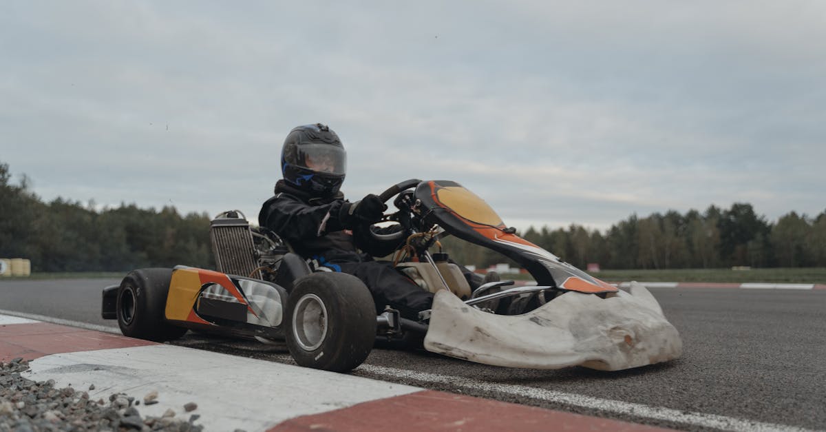 Histoire du karting : une évolution captivante dans le monde du sport automobile