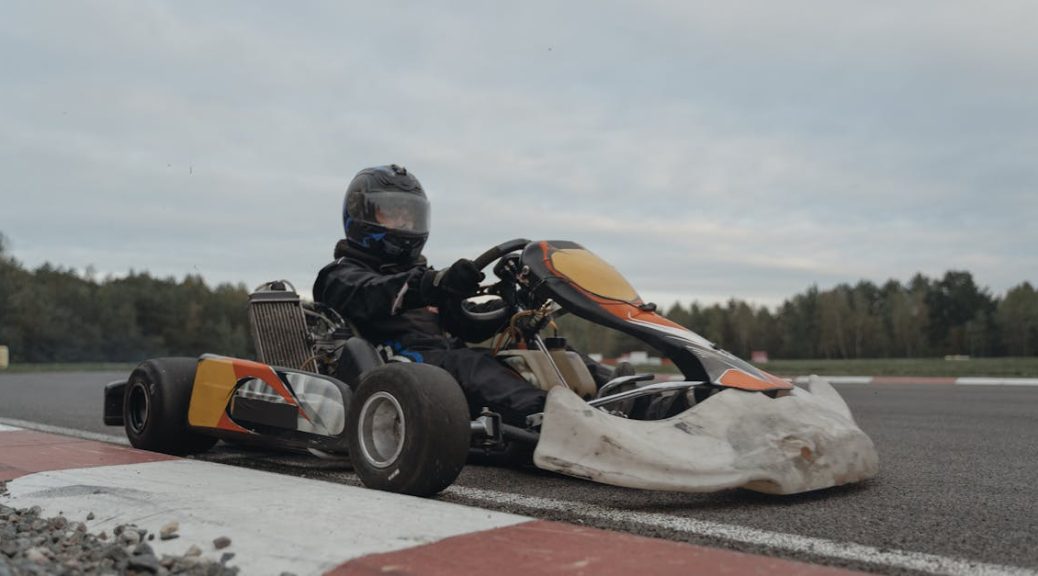 découvrez l'univers palpitant du karting ! que vous soyez un passionné de vitesse ou un novice à la recherche d'une nouvelle aventure, le karting vous offre des sensations fortes sur des pistes adaptées à tous les niveaux. rejoignez-nous pour vivre des courses endiablées et des moments inoubliables entre amis ou en famille.