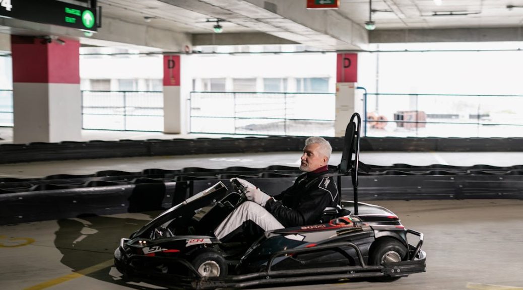 découvrez le monde excitant du karting, une activité pleine de sensations fortes pour tous les passionnés de vitesse. que vous soyez débutant ou pilote expérimenté, vivez des moments inoubliables sur nos pistes adaptées à tous les niveaux. réservez dès maintenant et préparez-vous à faire le plein d'adrénaline !