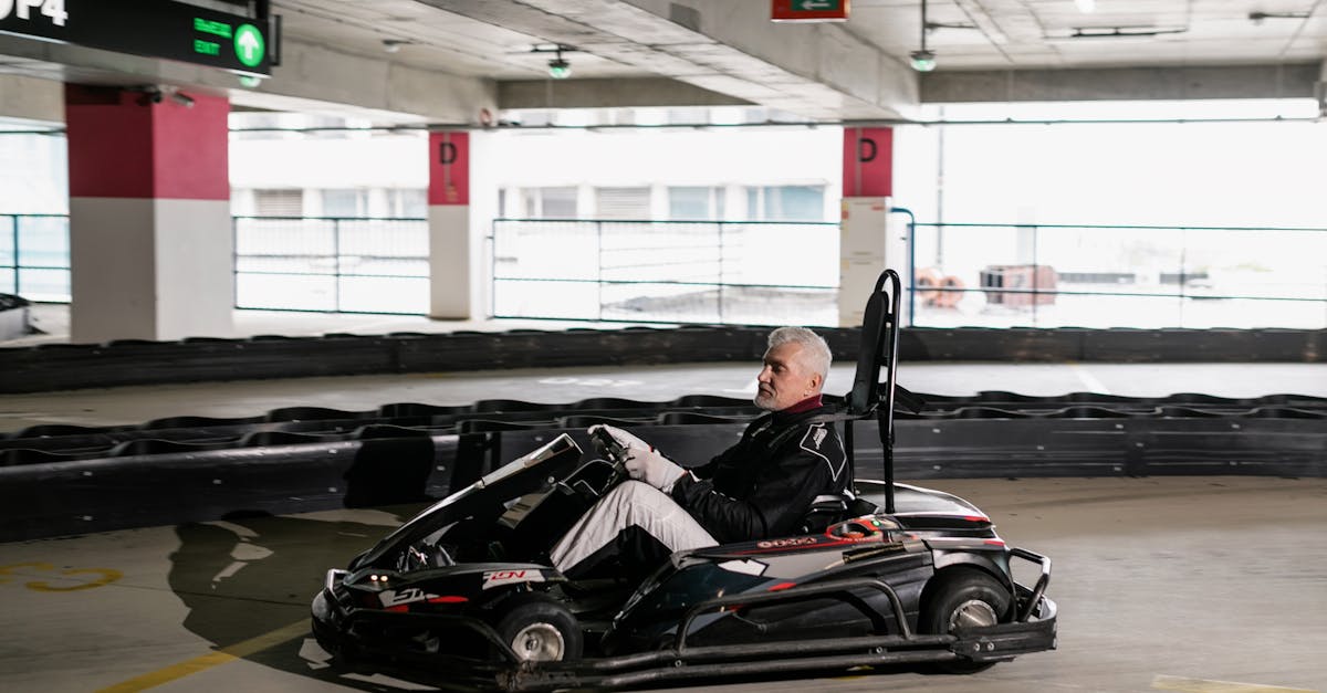 découvrez comment améliorer vos compétences en karting avec nos conseils pratiques et techniques. du pilotage à la stratégie de course, apprenez à maîtriser les pistes et à devenir un pilote hors pair.