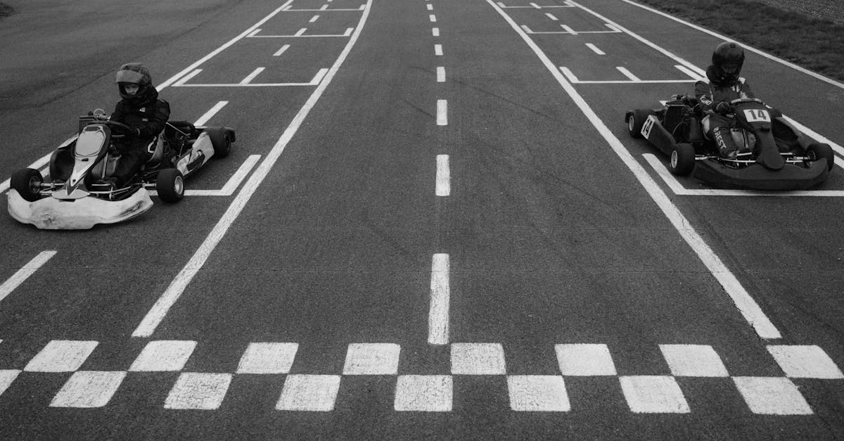 découvrez le plaisir du go-karting ! idéal pour les amateurs de vitesse et de sensations fortes, nos circuits adaptés conviennent à tous les niveaux. vivez des moments inoubliables entre amis ou en famille, et ressentez l'adrénaline à chaque virage.