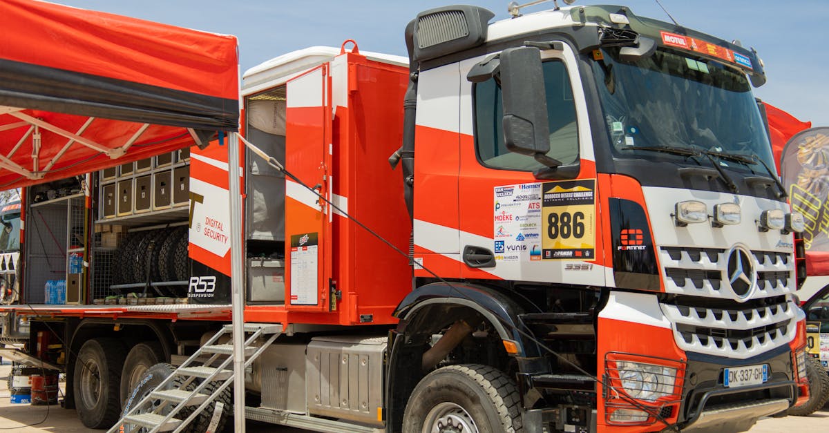 découvrez nos solutions de gps tracking pour suivre vos véhicules en temps réel. améliorez la gestion de votre flotte, réduisez les coûts et optimisez vos déplacements grâce à notre technologie de localisation avancée.