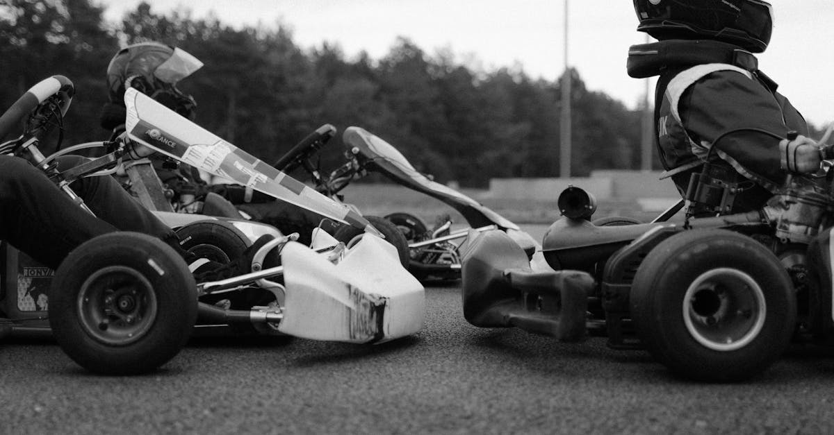 découvrez l'univers passionnant du karting : sensations fortes, compétitions palpitantes et moments inoubliables sur piste. que vous soyez débutant ou pilote confirmé, chaque virage est une aventure à vivre !