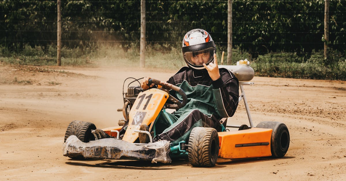 découvrez le monde passionnant du karting performance ! que vous soyez débutant ou pilote expérimenté, notre équipe vous offre des installations de qualité supérieure et un encadrement professionnel pour vivre des moments inoubliables sur la piste. rejoignez-nous pour des sensations fortes et développez vos compétences de conduite.