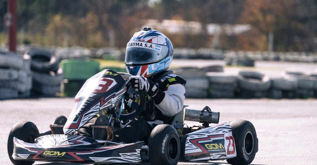 découvrez les pneus de karting hautes performances qui boostent votre expérience sur circuit. optimisez l'adhérence, la vitesse et la maniabilité de votre kart grâce à nos innovations en matière de technologie de pneus. idéal pour les compétiteurs cherchant à maximiser leur potentiel sur la piste.