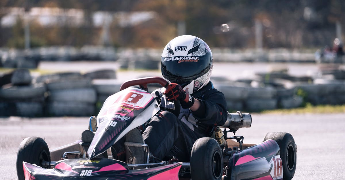 découvrez les pneus de karting qui optimisent votre performance sur la piste. améliorez votre adhérence, votre vitesse et votre maniabilité grâce à notre sélection de pneus spécialement conçus pour les passionnés de karting.