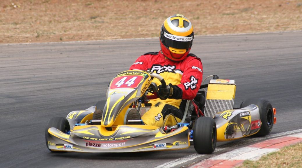découvrez l'univers passionnant du karting professionnel ! que vous soyez pilote confirmé ou novice, vivez des sensations fortes sur des circuits de qualité, bénéficiez d'un encadrement expert et participez à des compétitions intenses. rejoignez la communauté des passionnés et améliorez vos compétences en karting dès aujourd'hui!