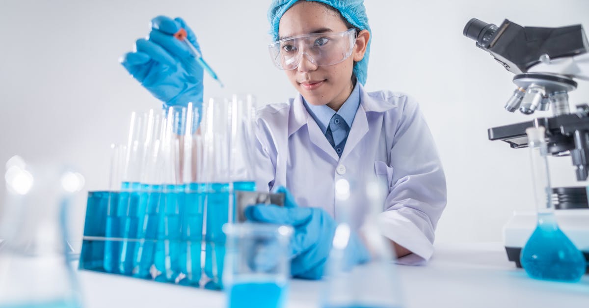 découvrez notre large sélection d'équipements de sécurité de haute qualité, conçus pour protéger les travailleurs dans divers environnements. trouvez des casques, gants, vêtements de protection et bien plus encore, pour garantir la sécurité sur le lieu de travail.