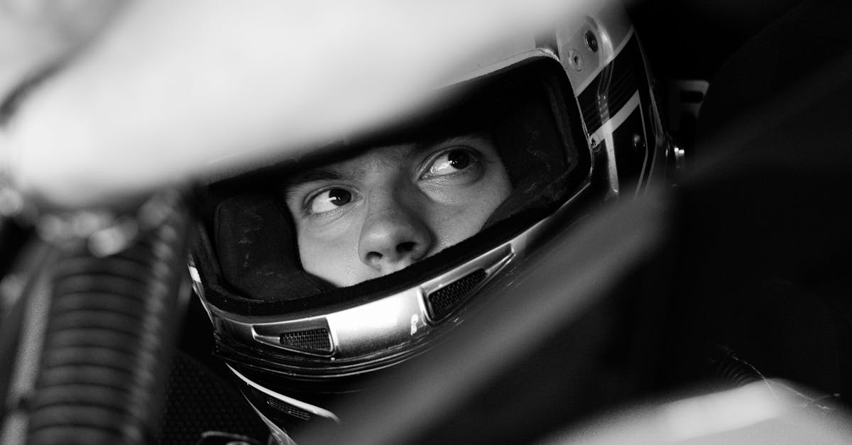 vivez l'excitation des courses avec notre événement 'race day' ! rejoignez-nous pour une journée palpitante de compétitions, d'adrénaline et de divertissement. que vous soyez un passionné de sports mécaniques ou simplement en quête d'une sortie amusante, cette journée est faite pour vous. ne manquez pas les compétitions de vitesse, les animations et bien plus encore !