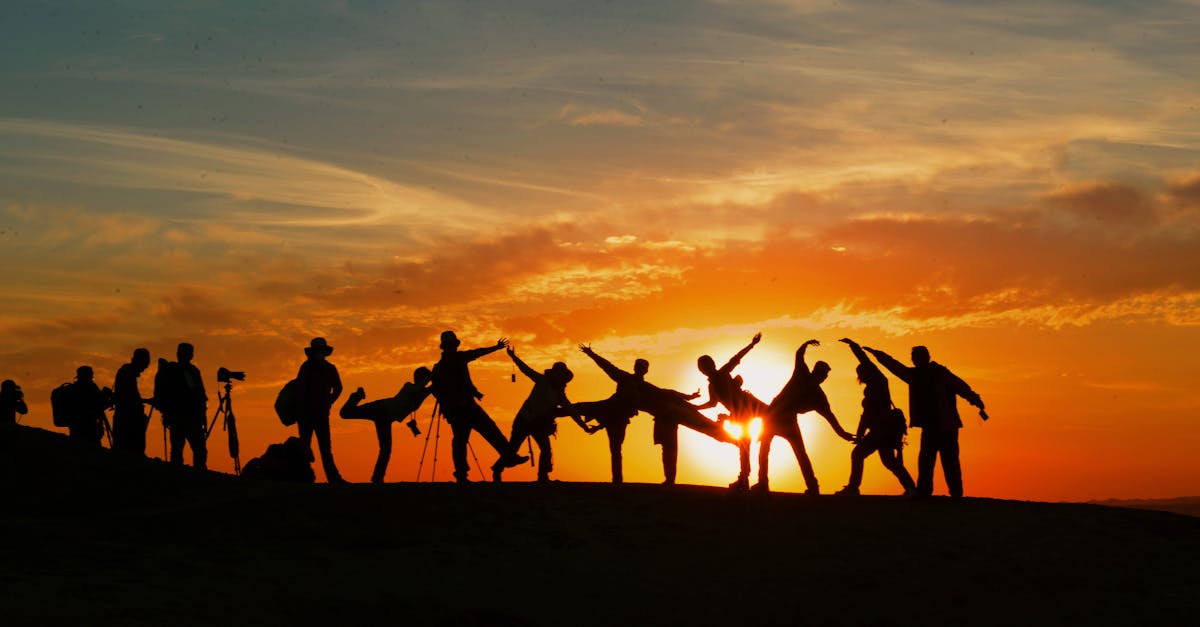 découvrez des activités de team building stimulant la cohésion et l'esprit d'équipe. renforcez les liens entre vos collaborateurs grâce à des expériences uniques et mémorables qui favorisent la communication et la collaboration dans un environnement ludique.