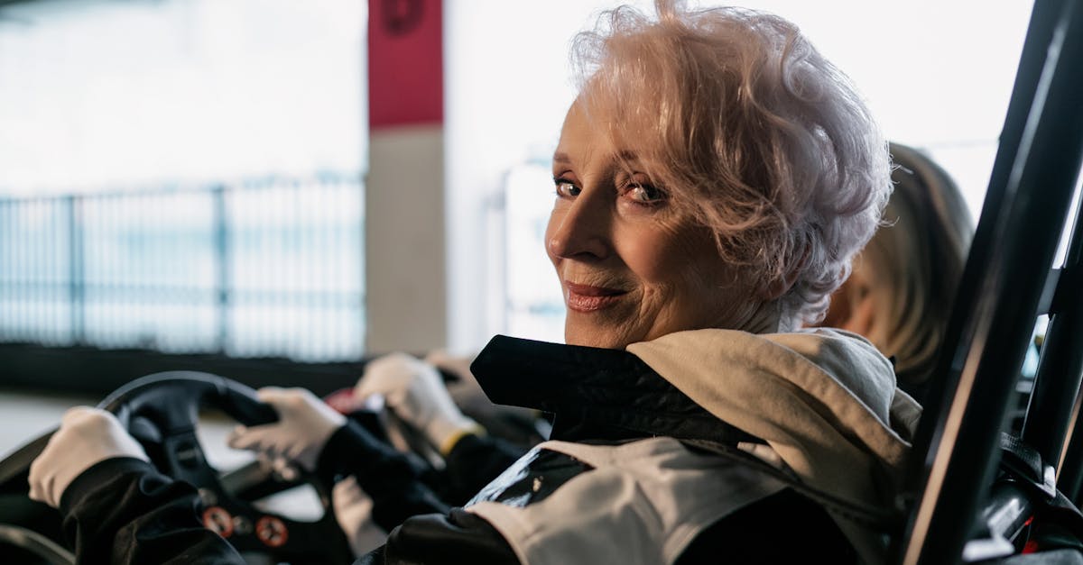 découvrez l'univers passionnant du karting féminin ! rejoignez une communauté dynamique de femmes pilotes, vivez des sensations fortes sur la piste et explorez les opportunités de compétition. que vous soyez débutante ou expérimentée, le karting est fait pour vous !