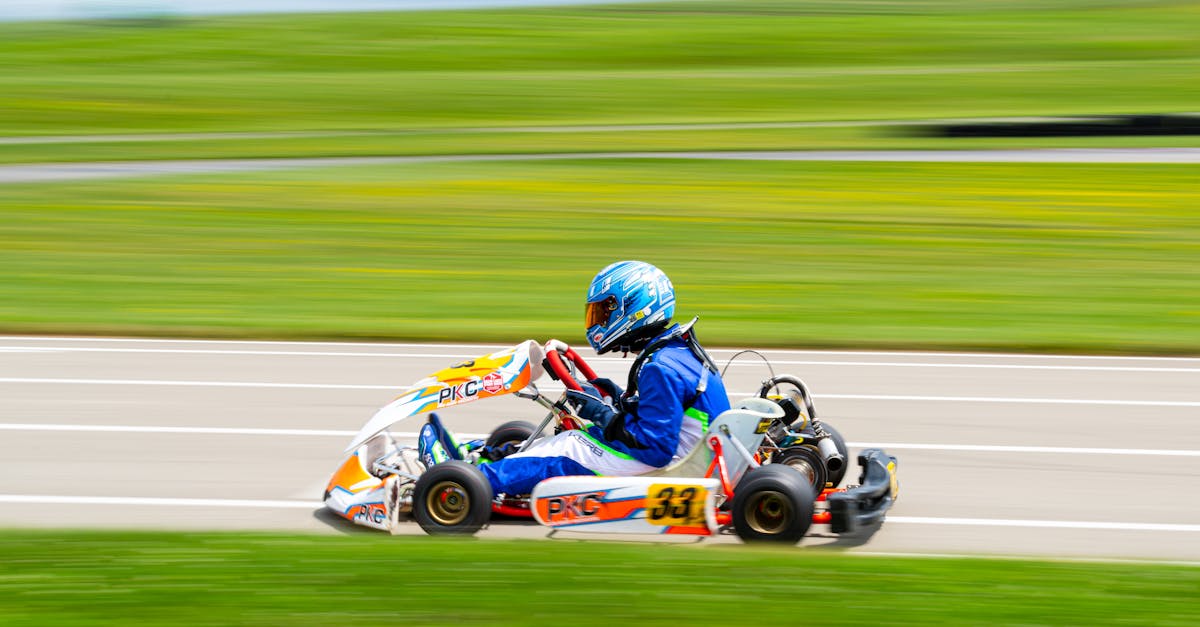 découvrez l'univers passionnant du karting, où vitesse et adrénaline se rencontrent sur des pistes adaptées à tous les niveaux. que vous soyez novice ou pilote expérimenté, vivez des sensations fortes avec nos karts modernes et sécurisés. rejoignez-nous pour des courses inoubliables entre amis ou en famille!