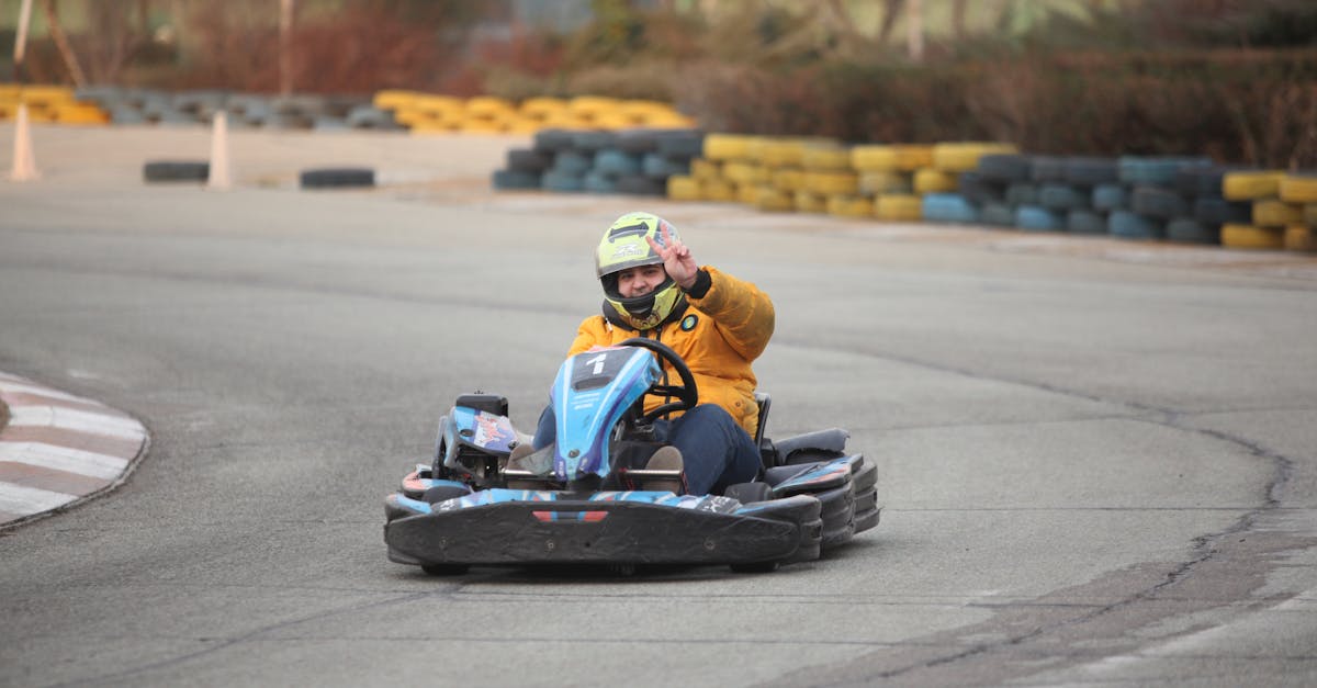 découvrez l'univers palpitant du karting : conseils, circuits, équipements et astuces pour débutants et passionnés afin de vivre une expérience de course inoubliable.