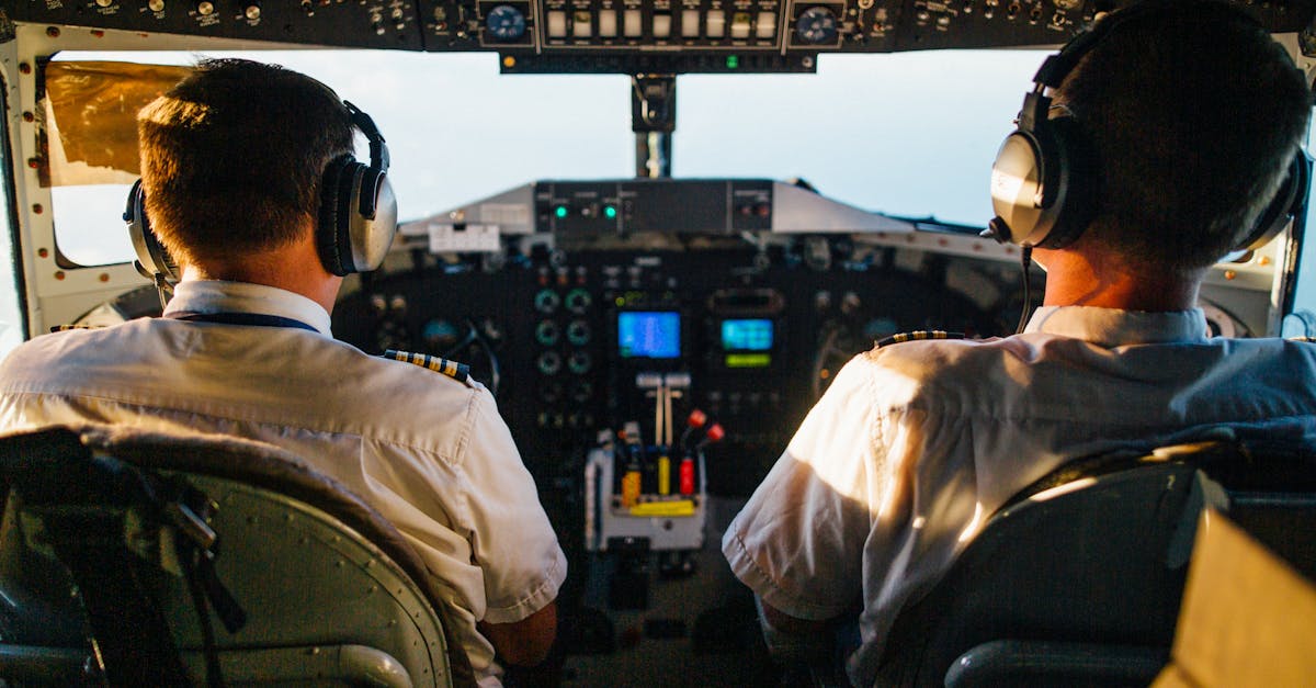 découvrez l'univers passionnant des pilotes ! plongez dans la vie des professionnels de l'aviation, leurs défis, leurs succès et l'art du pilotage. que vous soyez amateur d'aviation ou aspirant pilote, explorez les différentes facettes de ce métier fascinant.