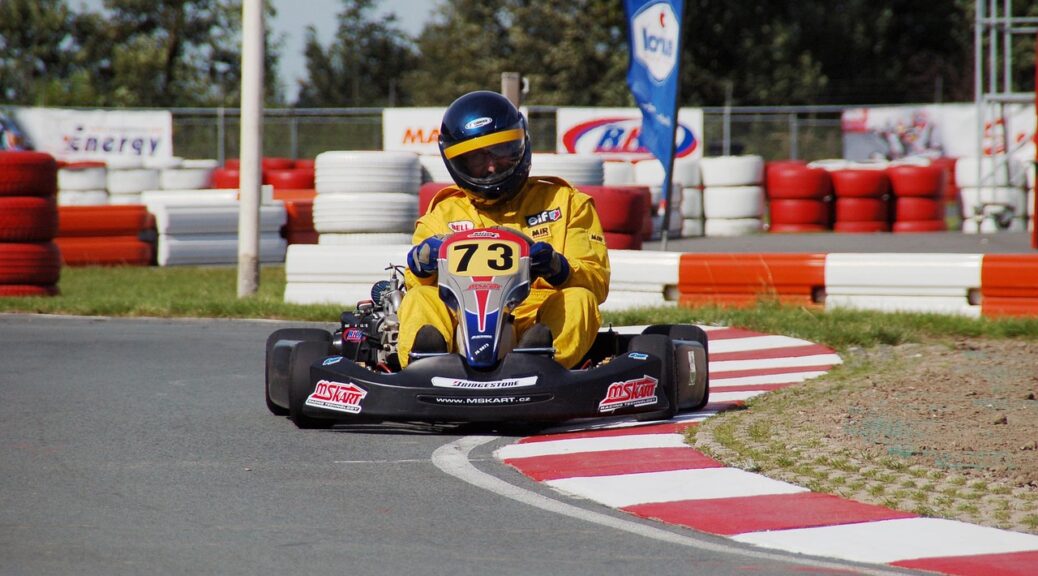 vivez une expérience de karting inoubliable avec karting session : vitesse, adrénaline et plaisir garantis pour tous les passionnés de course !