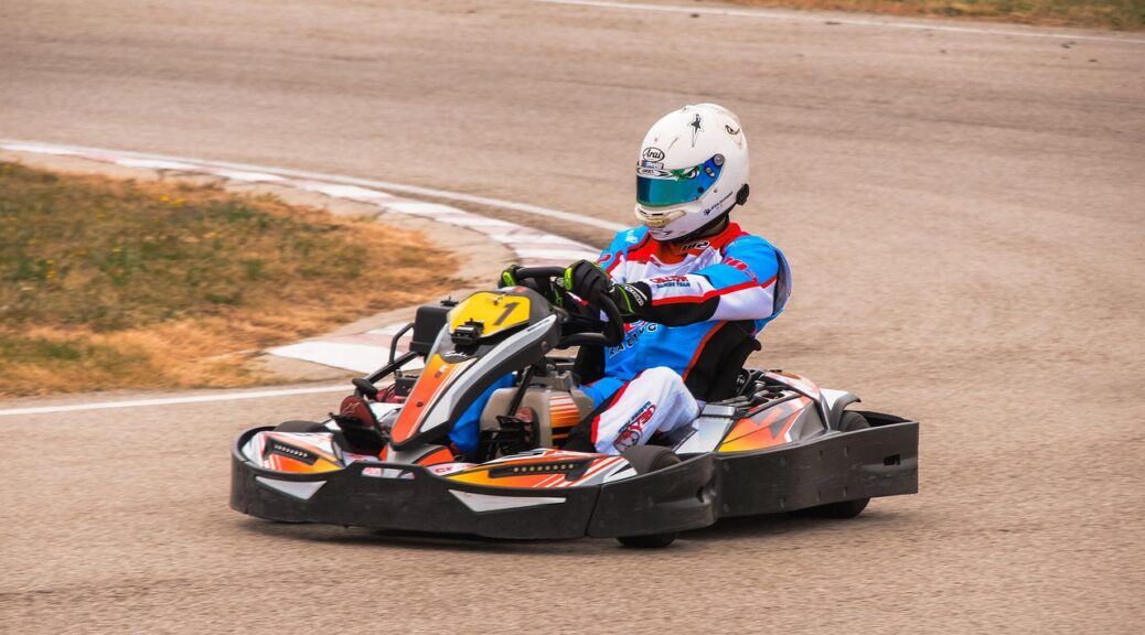 découvrez nos conseils essentiels pour assurer la sécurité des enfants lors du karting, afin qu'ils puissent s'amuser en toute confiance et protéger leur bien-être.